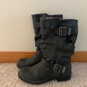 Like new Rocket Dog boots!